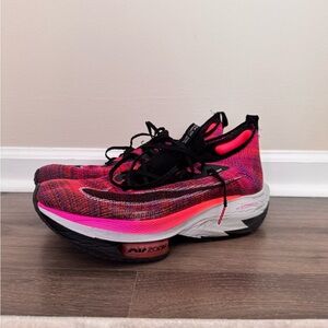Nike Pink Flyknit Running Shoes
